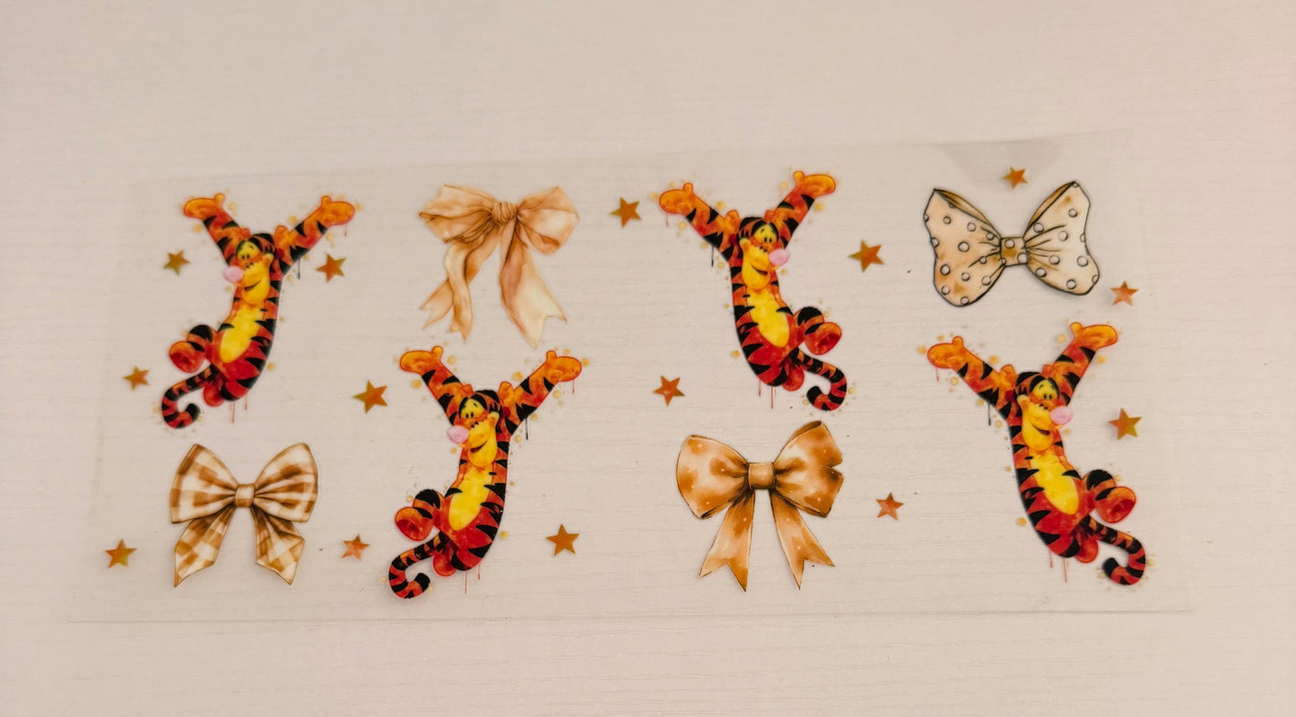 Tigger with bows