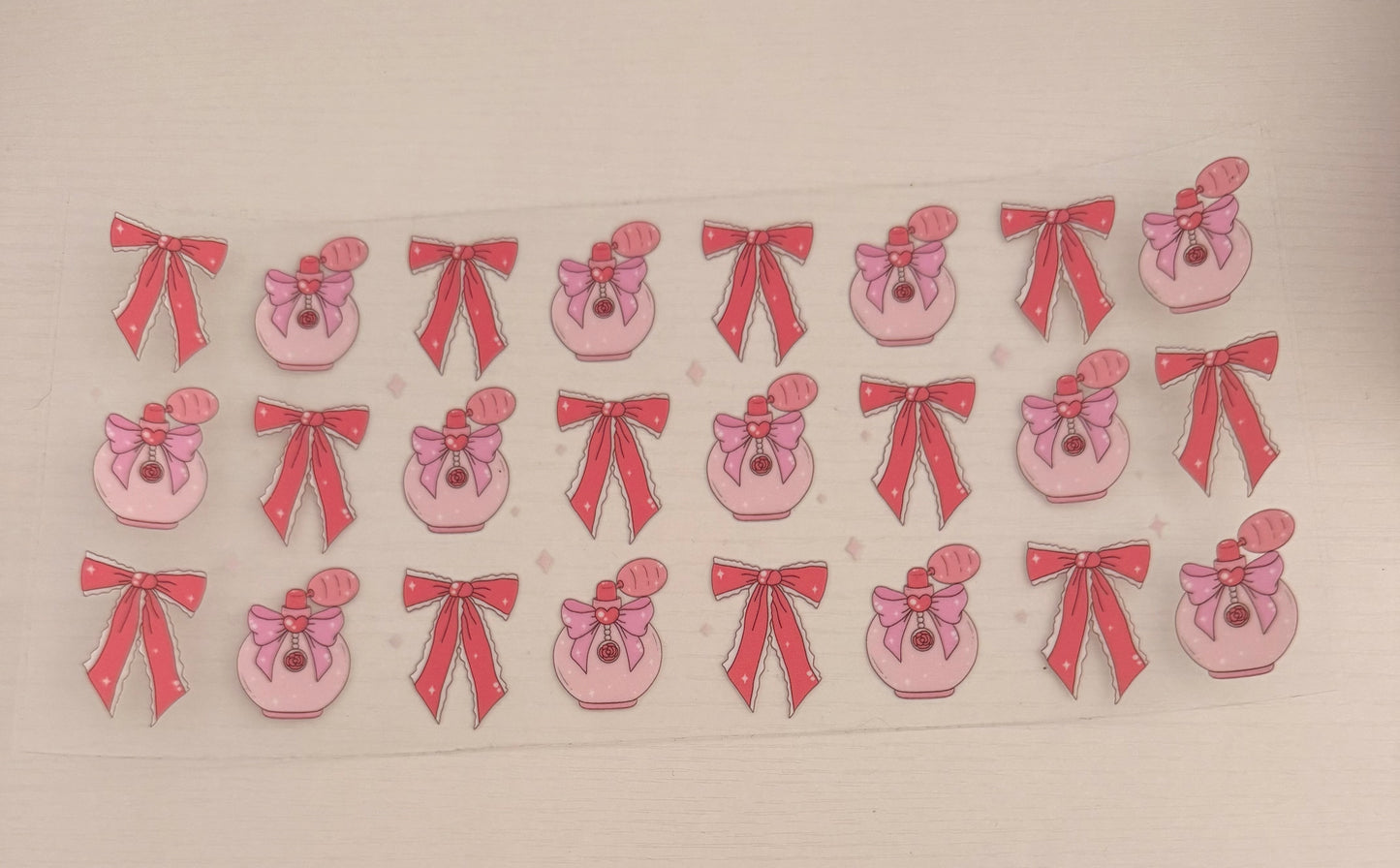 Perfume bows