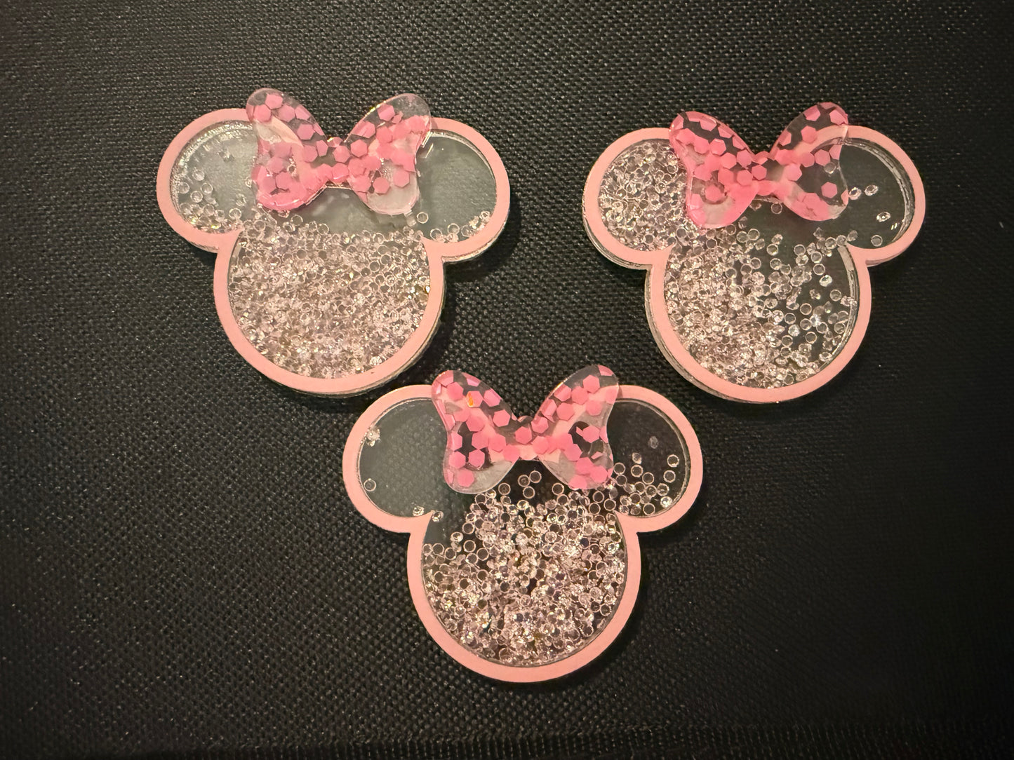 Minnie Mouse shakers