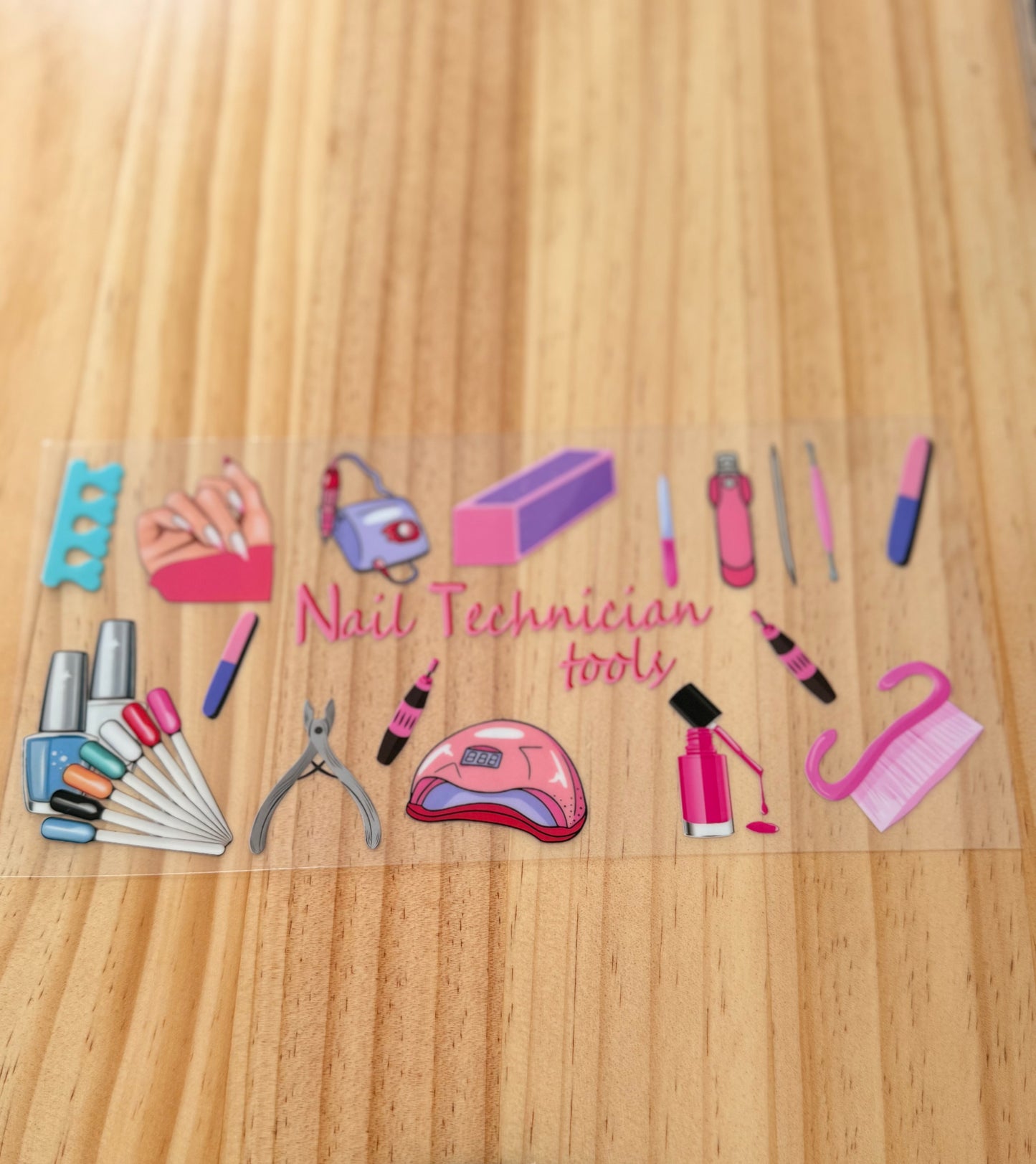 Nail tech